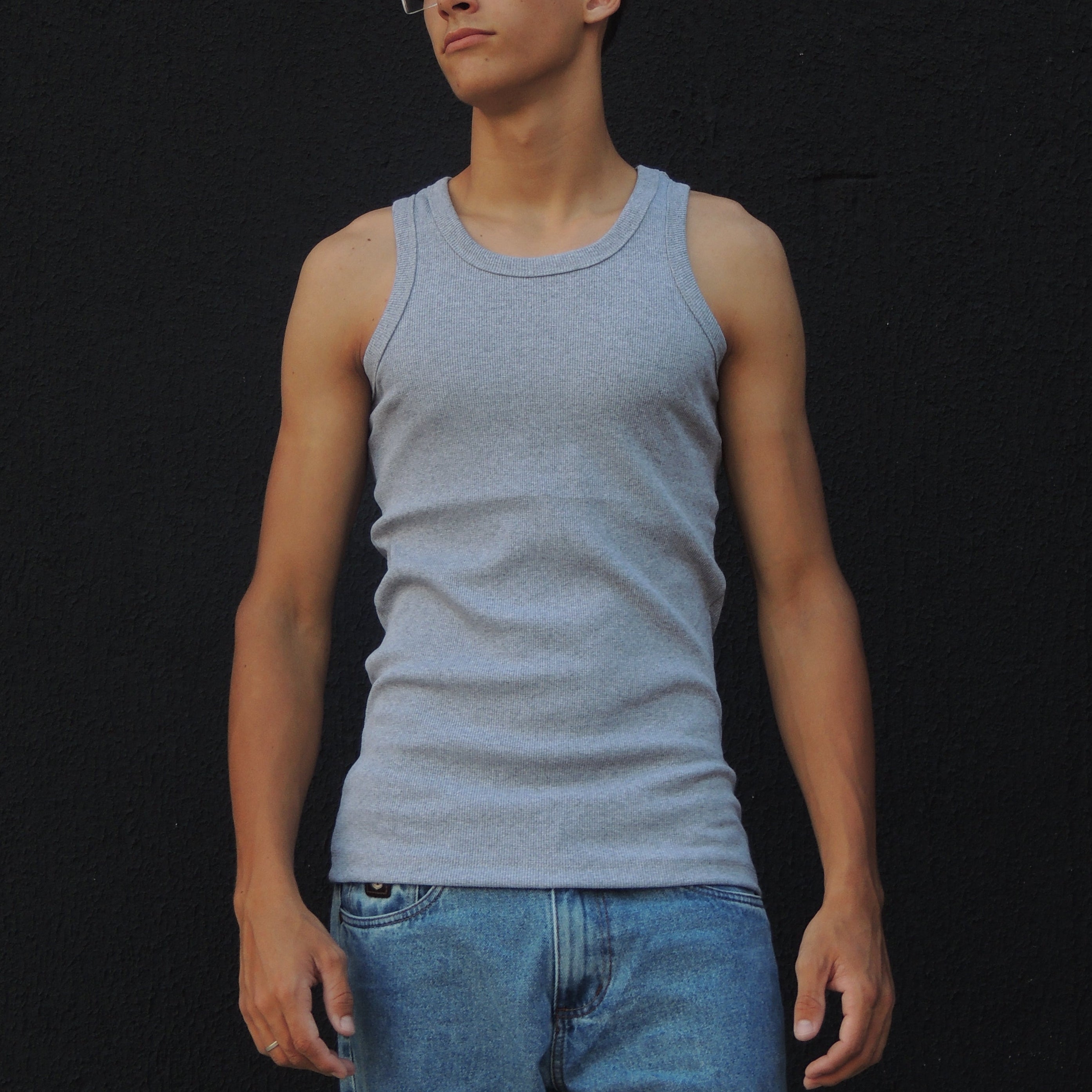 Regata Americana Canelada Cinza