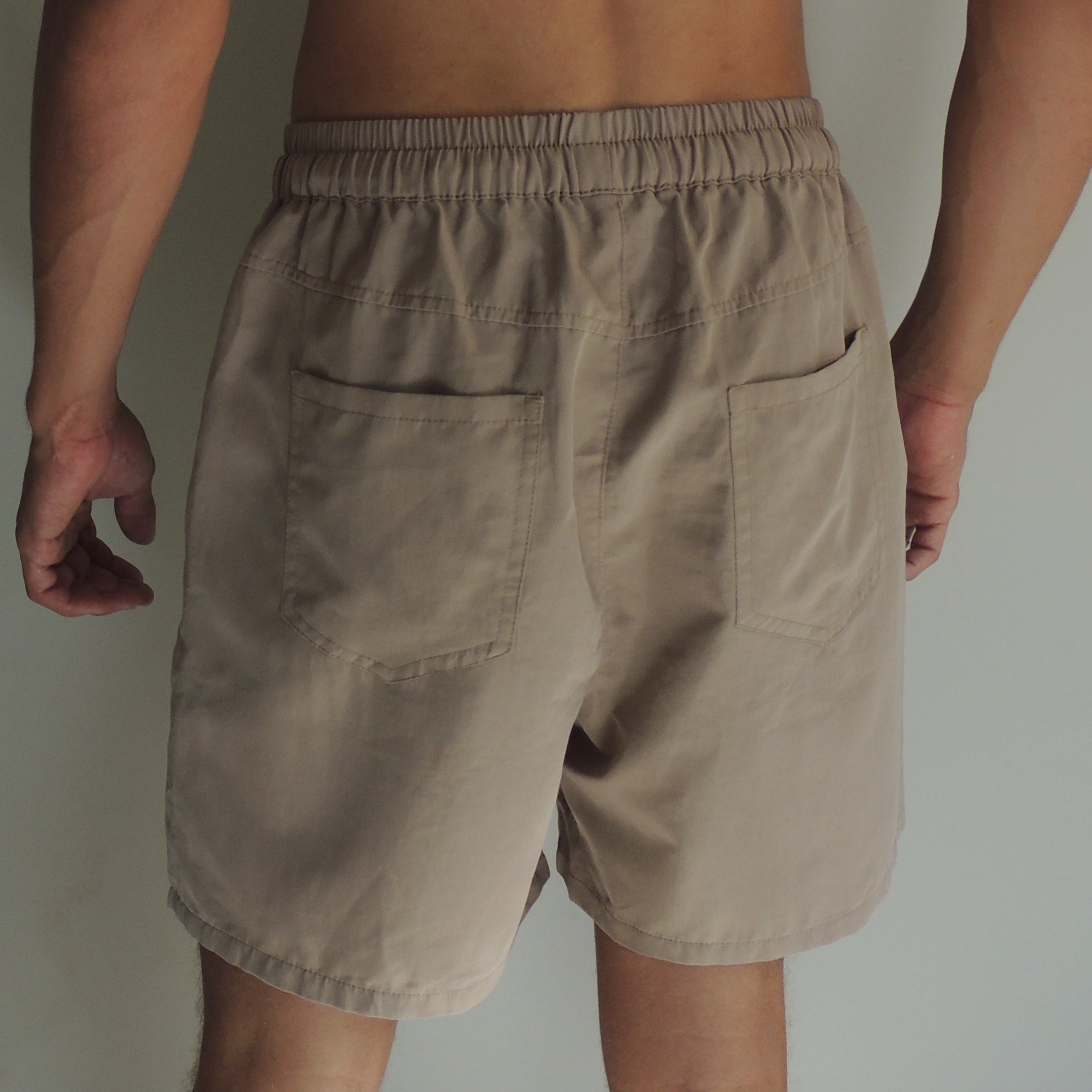 Short Tactel Masculino Bege